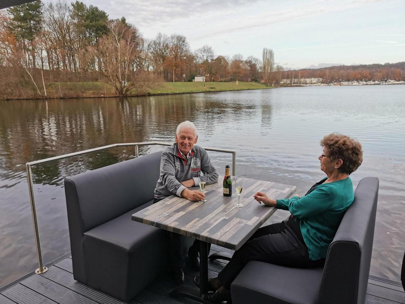Houseboat Marina Mookerplas 4-6 Persons Plasmolen Extérieur photo