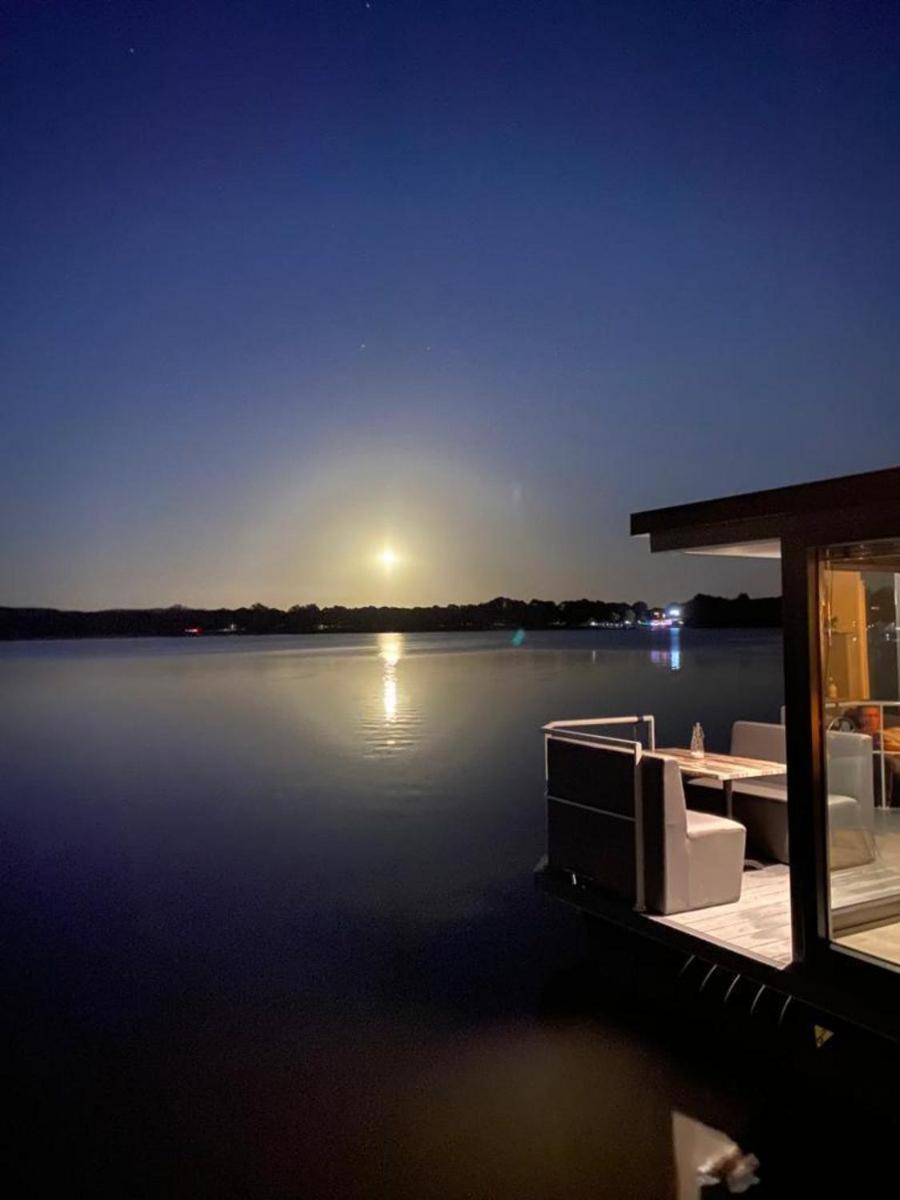 Houseboat Marina Mookerplas 4-6 Persons Plasmolen Extérieur photo